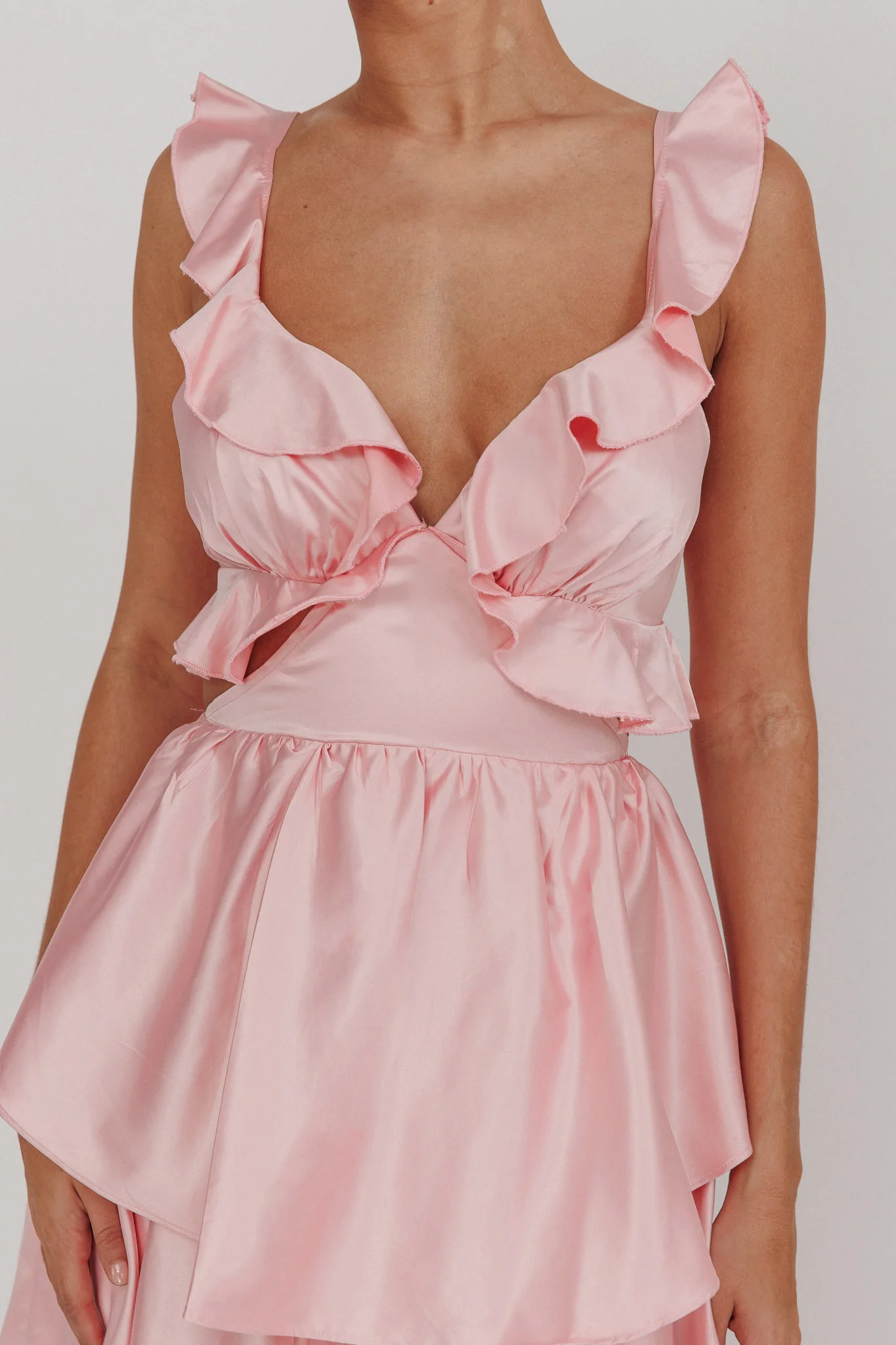 Catalina Tiered Ruffle Cut-Out Maxi Dress Blush - Image 3