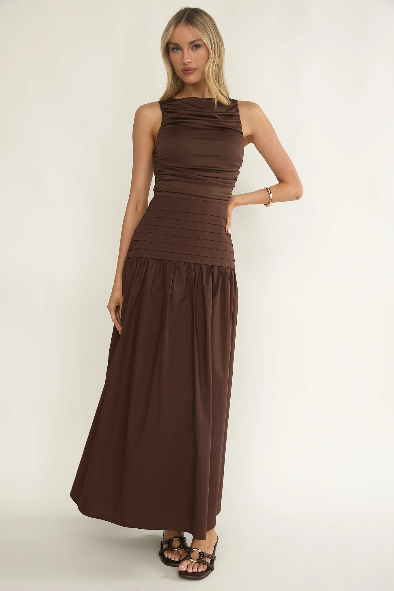 Dalayla Sleeveless Pintuck Maxi Dress Chocolate - Image 4