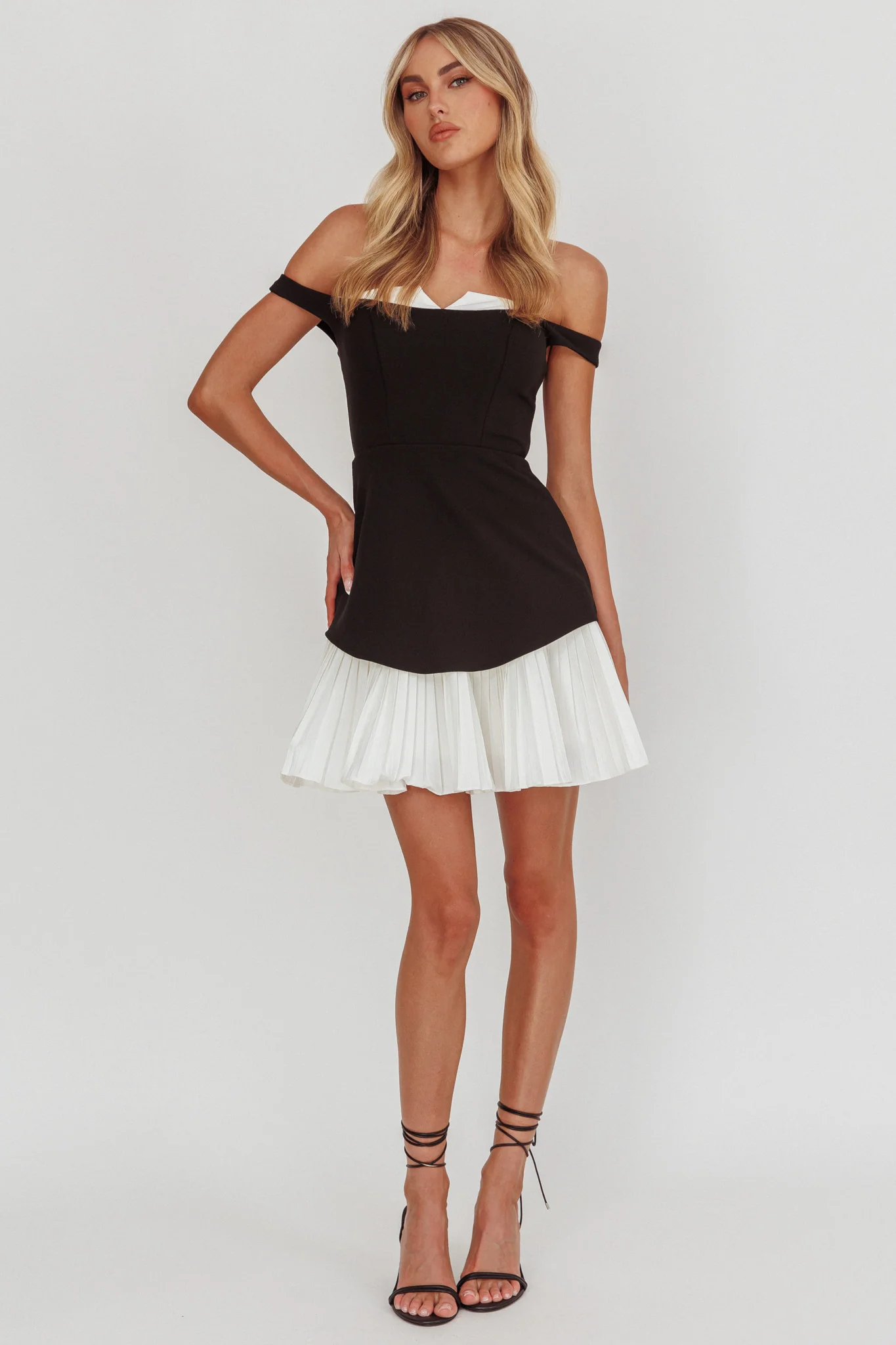 Devoted Love Pleat Hem Mini Dress Contrast Black - Image 2