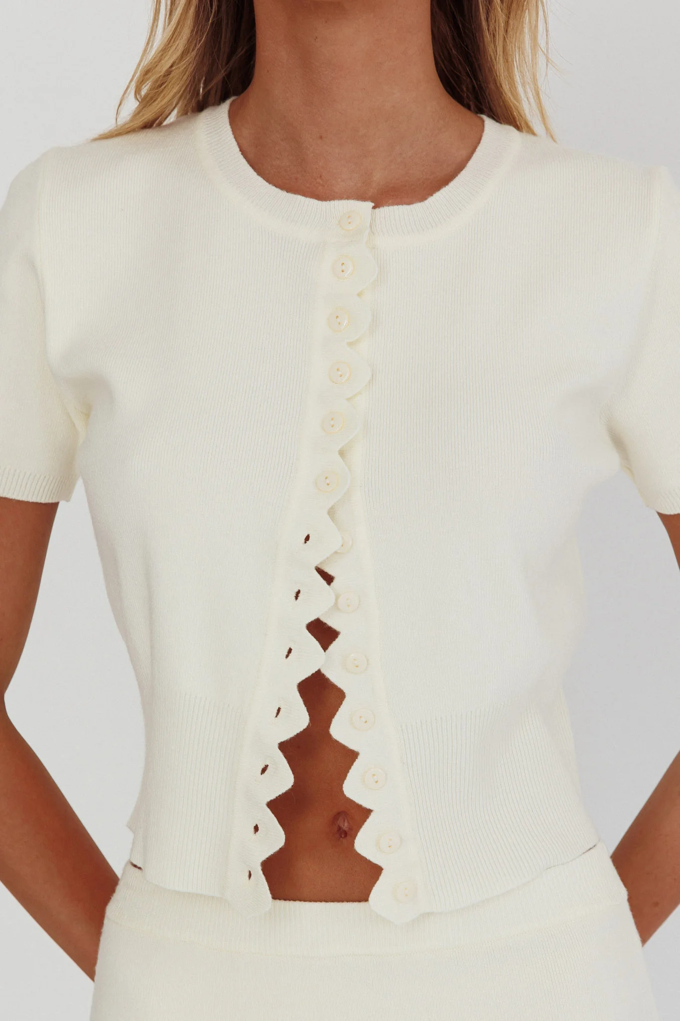 Don't Mind Scallop Edge Knit Top Cream - Image 3