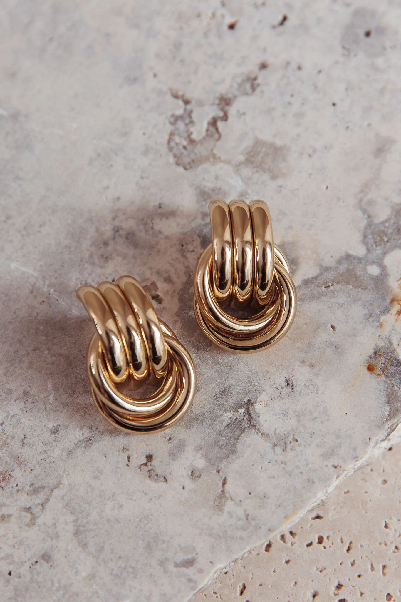 Georgina Loop Earrings Gold - Image 2