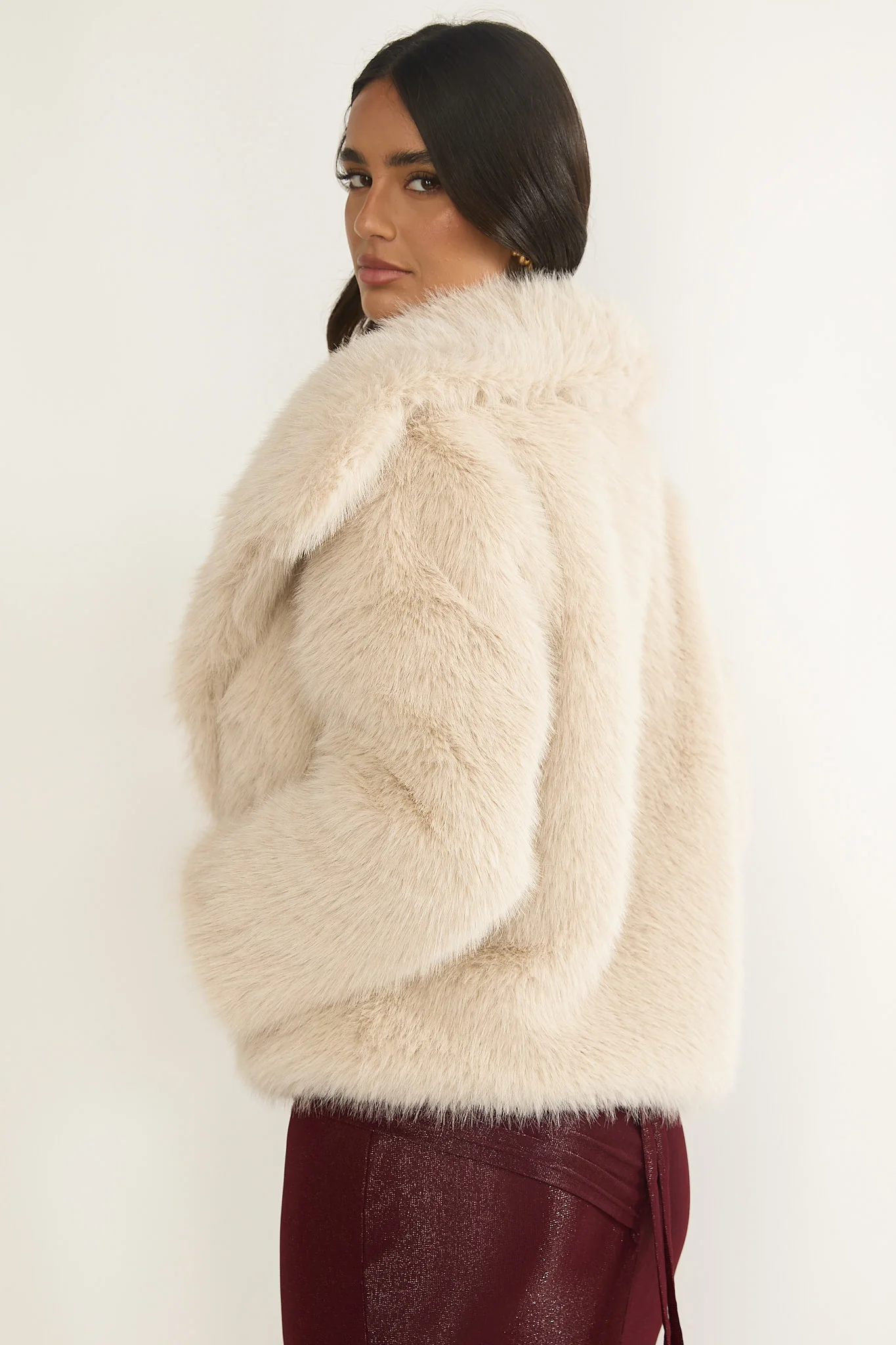 Harlequinn Oversized Lapel Faux Fur Jacket Taupe - Image 3