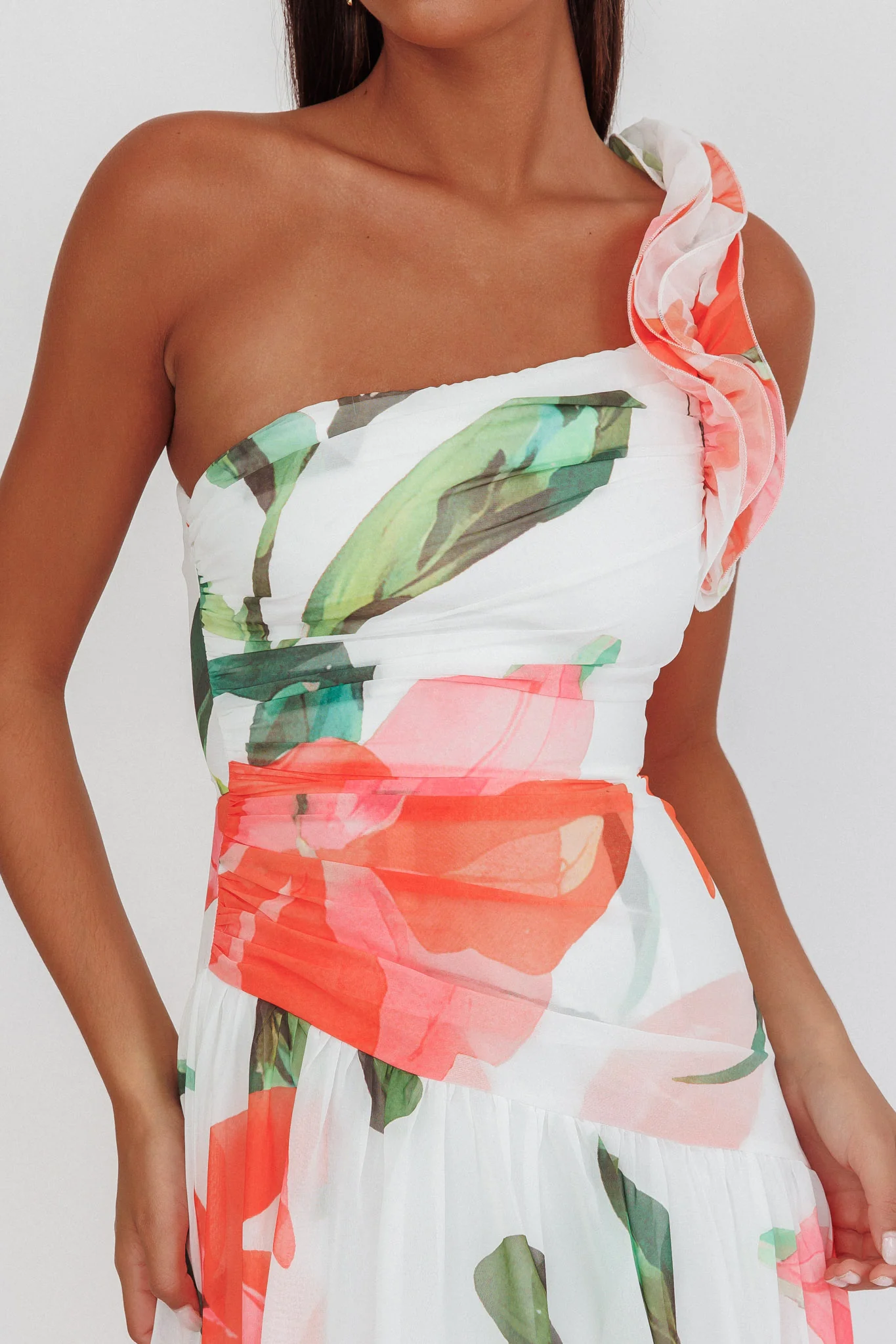 Kinley One-Shoulder Ruffle Maxi Dress Floral Red - Image 3