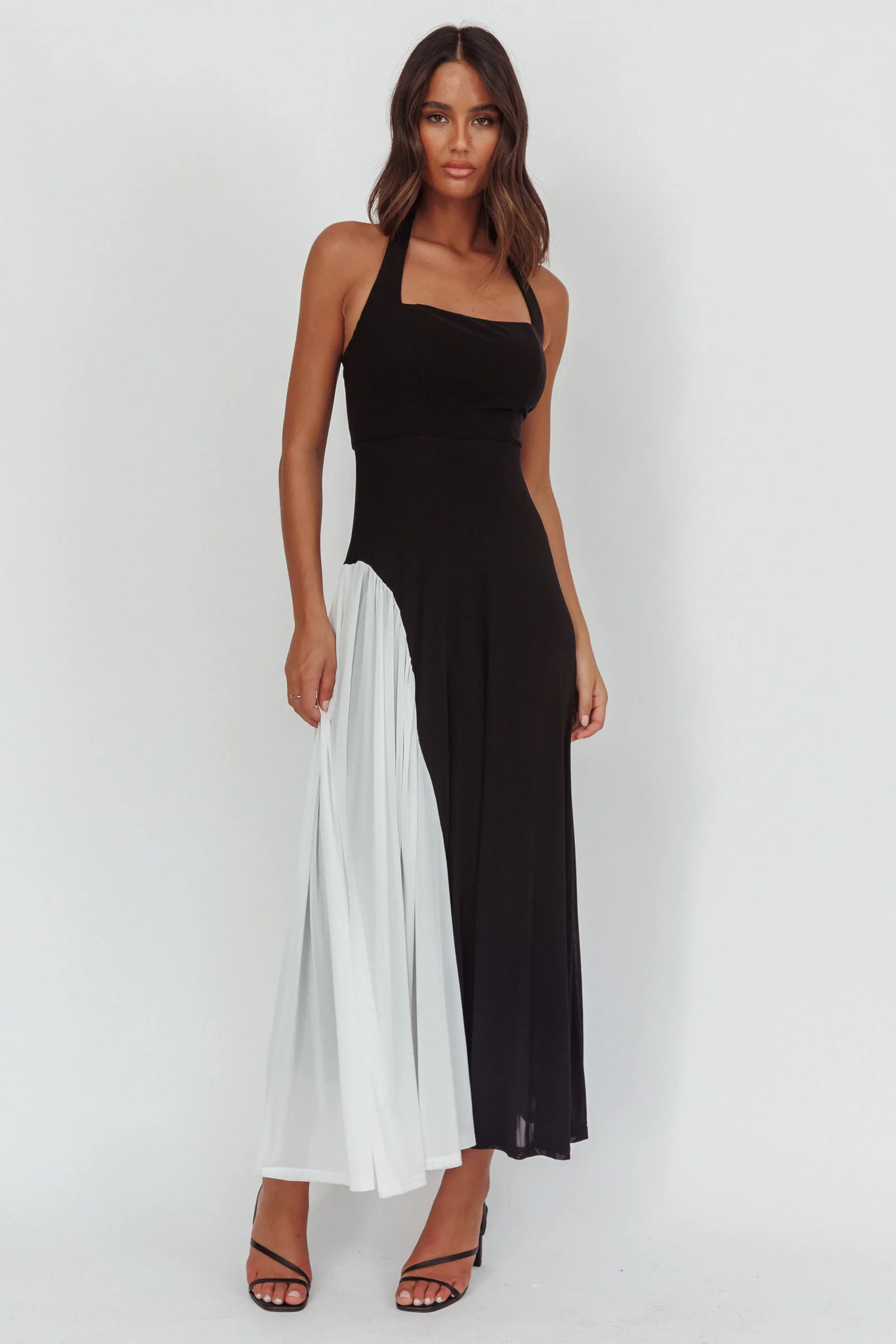 Lira Contrast Halter Maxi Dress Black/White - Image 4