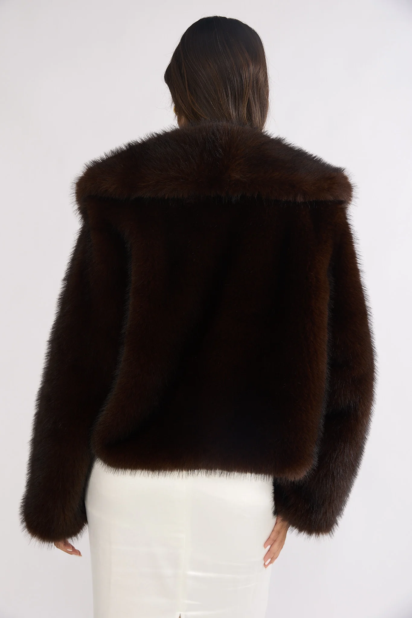 Marella Oversized Lapel Faux Fur Jacket Coffee - Image 3