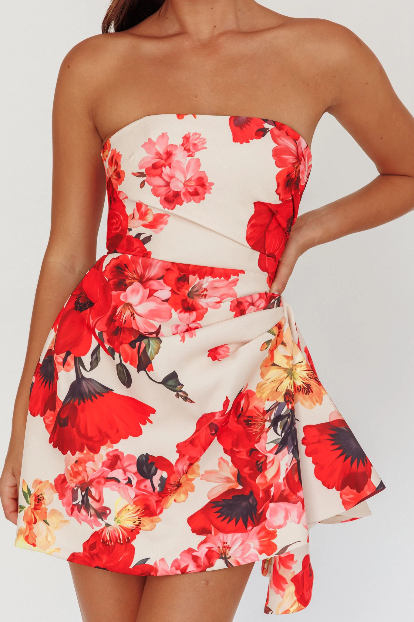 Minnesota Strapless Mini Dress Floral Red - Image 4