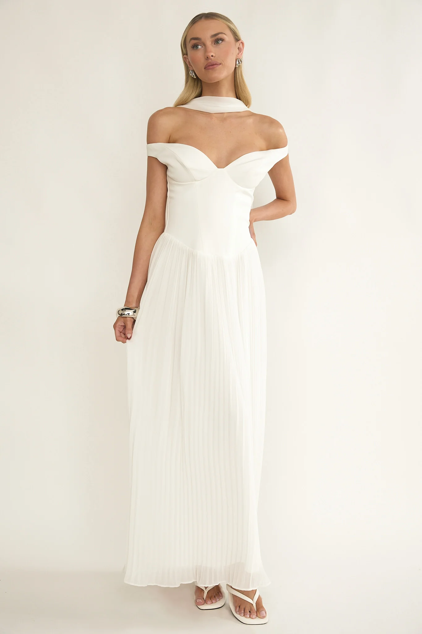 Quinnae Off-Shoulder Accordion Pleat Maxi Dress White - Image 5